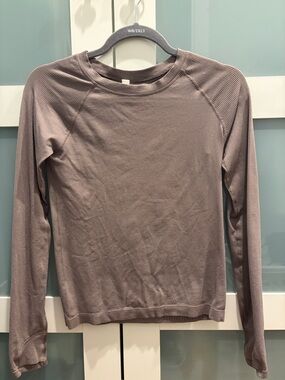 Athleta Long Sleeve Ribbed Tee in Mauve Taupe